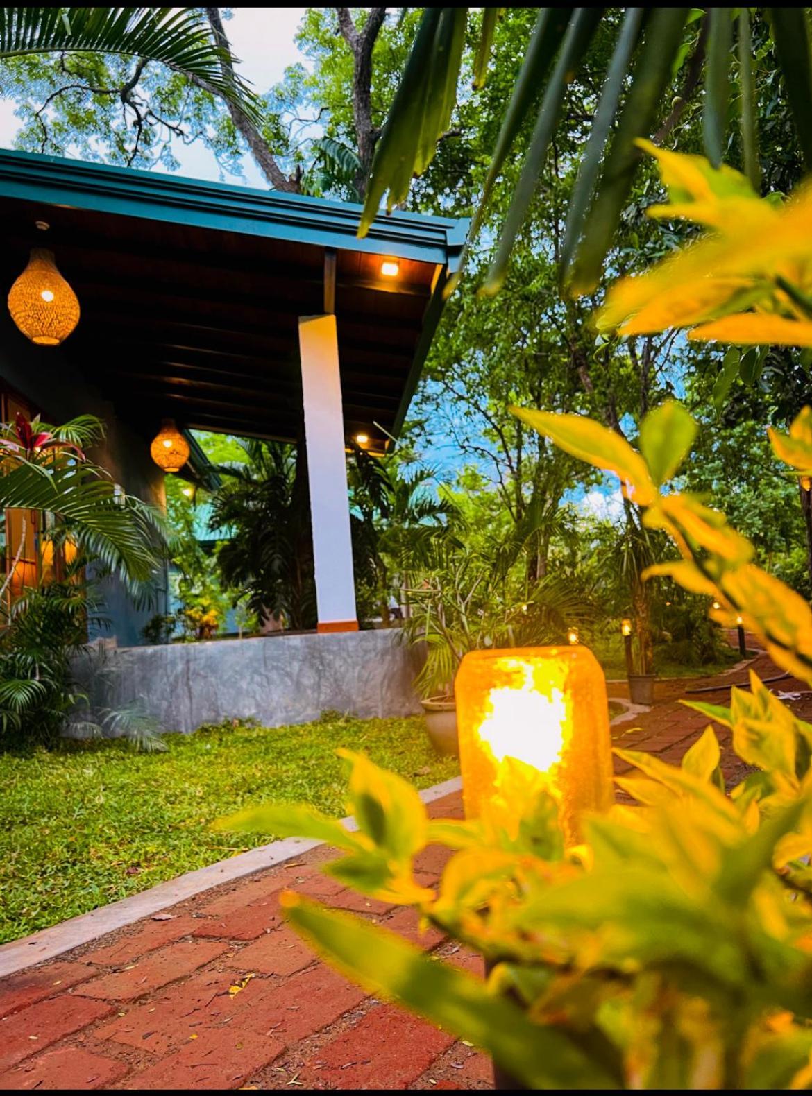 Maritime Nest Cabanas Tangalle Buitenkant foto