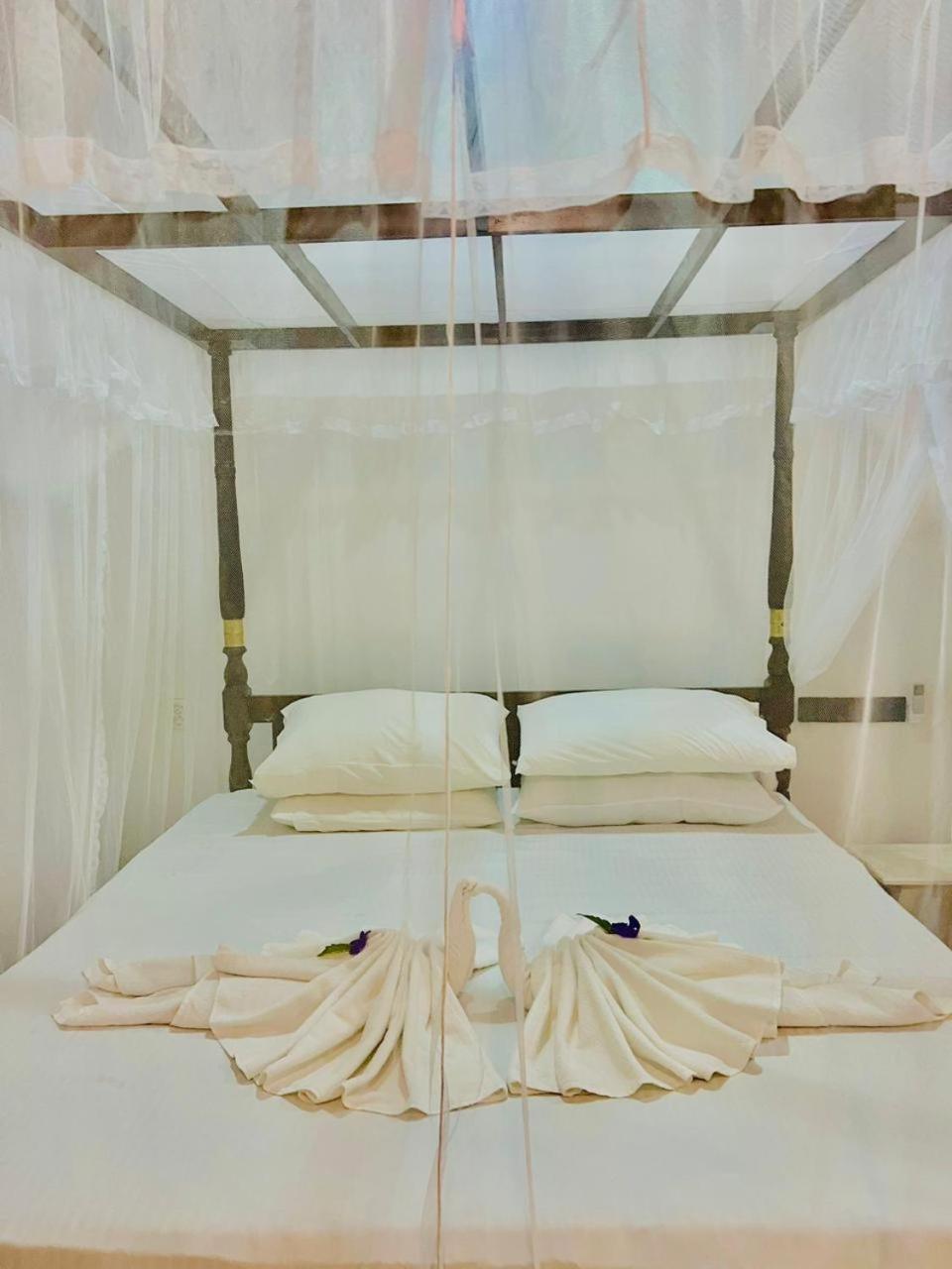 Maritime Nest Cabanas Tangalle Buitenkant foto